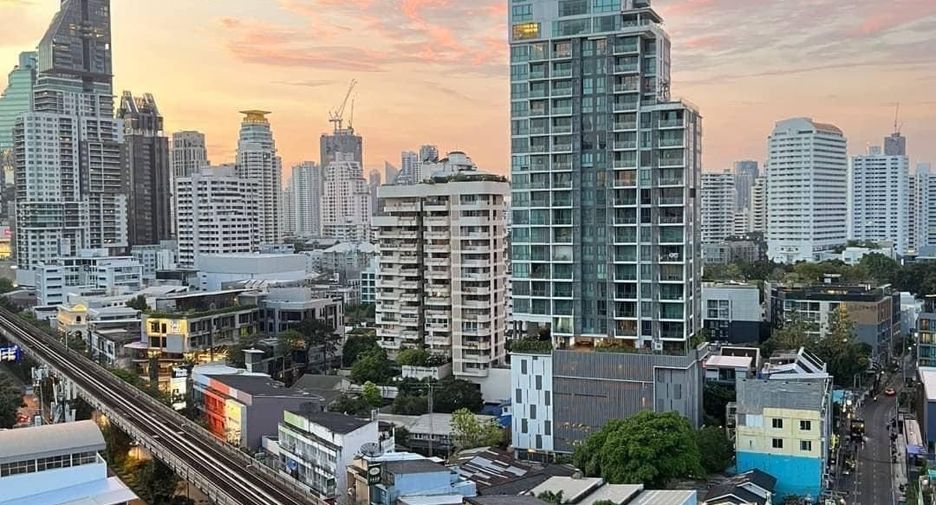 Wohnung zum Kauf mit 1 Zimmer in Khlong Toei, Bangkok