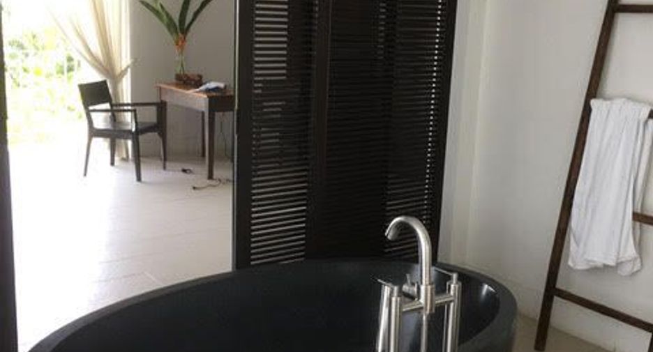 For sale 3 bedrooms villa in Thalang, Phuket