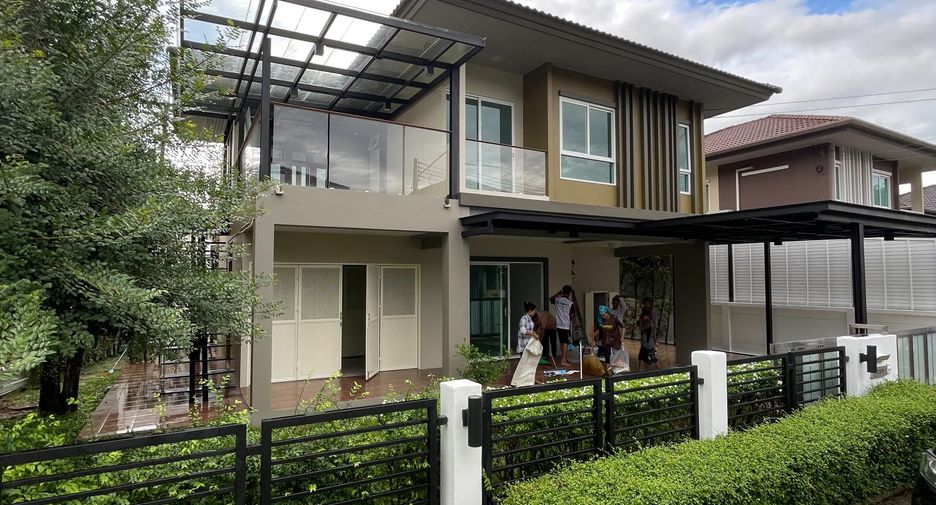 À vendre et à louer 4 chambres maison à Mueang Phuket, Phuket