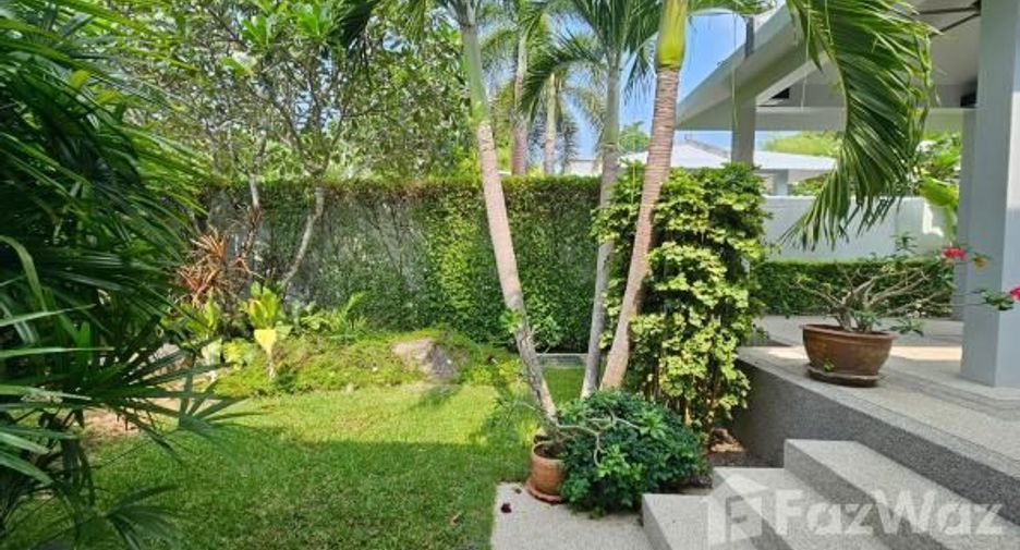 For sale 3 bedrooms villa in Mueang Phuket, Phuket