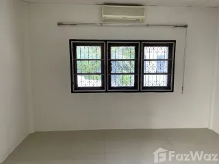 Аренда 3 спальни таунхаус в Mueang Nonthaburi, Нонтабури