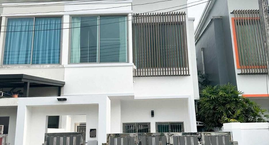 出租 2 卧室 联排别墅 在 Phuket Town, 普吉