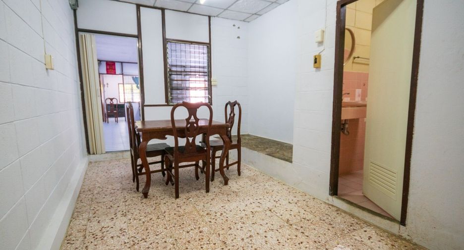 For rent 2 bedrooms house in Mueang Nonthaburi, Nonthaburi