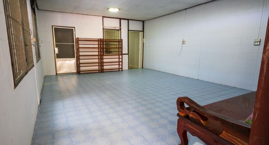 For rent 2 bedrooms house in Mueang Nonthaburi, Nonthaburi
