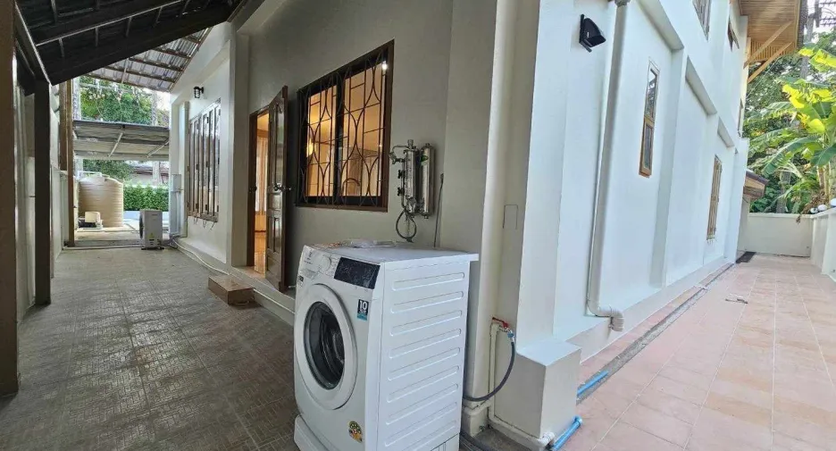 Casa en alquiler de 4 habitaciones en Mueang Phuket, Phuket