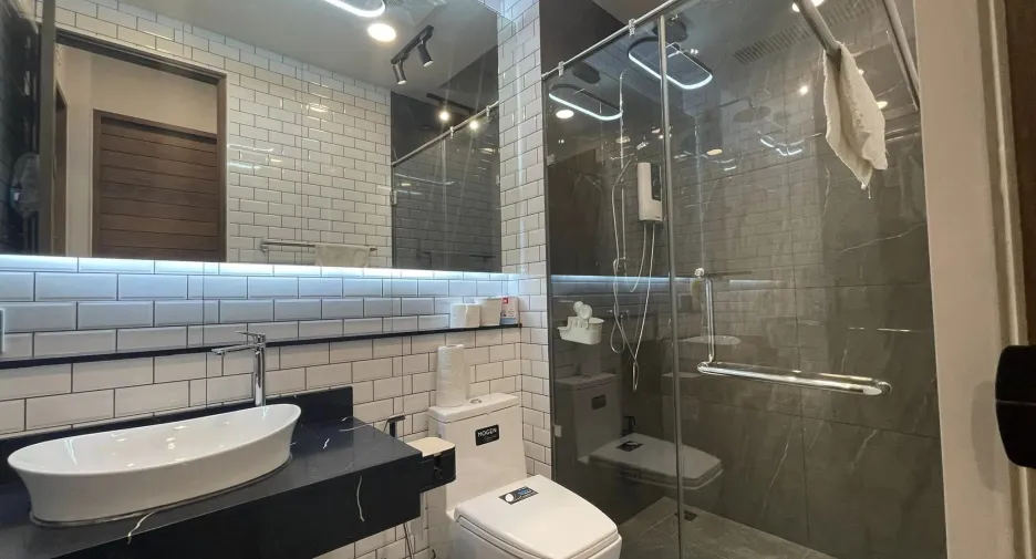 For sale and for rent 3 bedrooms townhouse in Bang Kapi, Bangkok
