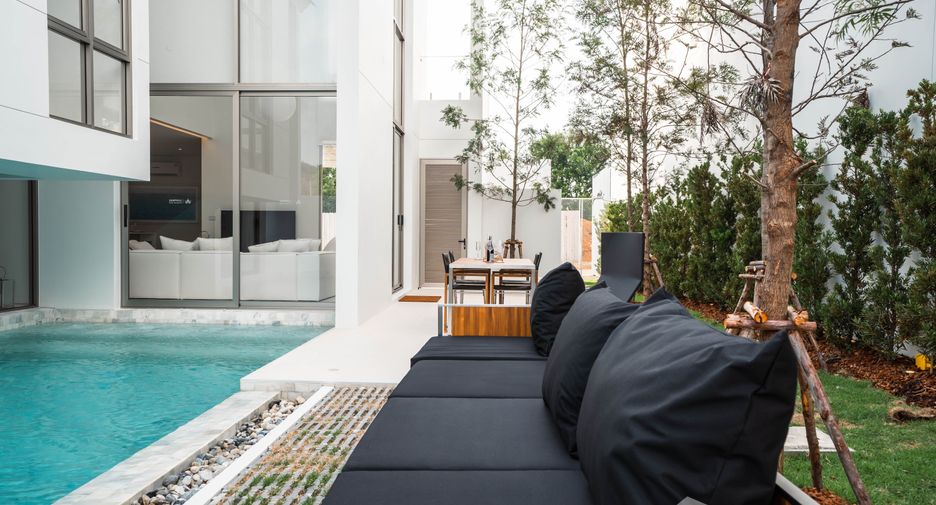 For sale 3 bedrooms villa in Thalang, Phuket