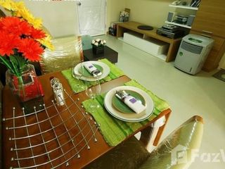 Condo en venta y en alquiler de estudio en Phra Khanong, Bangkok