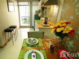 Condo en venta y en alquiler de estudio en Phra Khanong, Bangkok