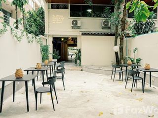 For sale retail Space in Watthana, Bangkok