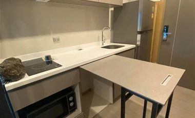 À vendre studio condo à Huai Khwang, Bangkok