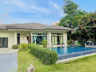 Villa zum Kauf und zur Miete mit 3 Zimmer in Thalang, Phuket
