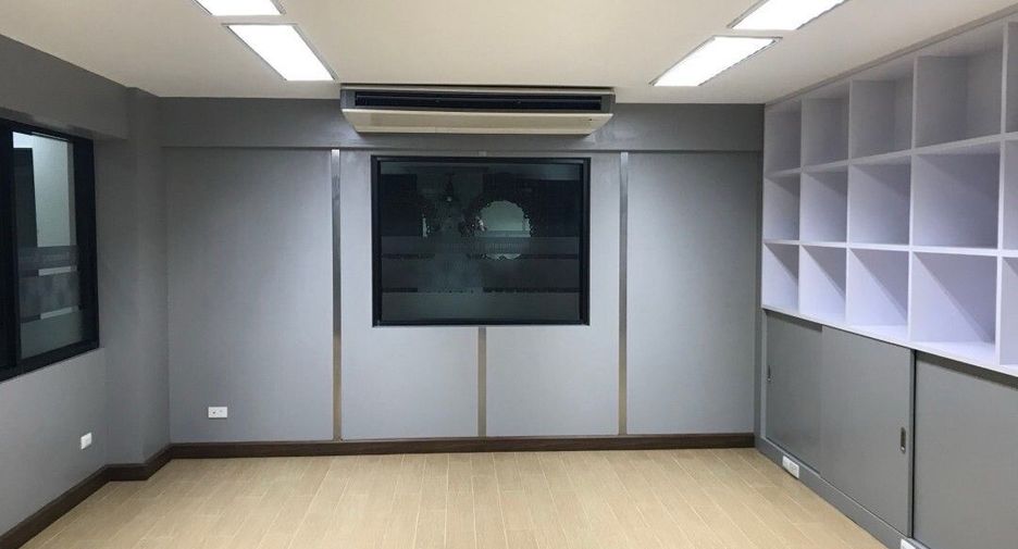 Oficina en venta de 11 habitaciones en Suan Luang, Bangkok