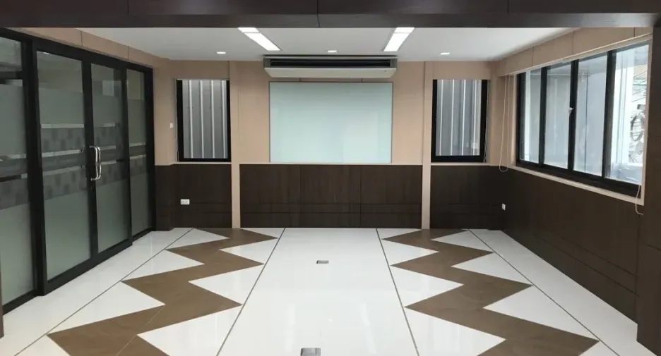 For sale 11 bedrooms office in Suan Luang, Bangkok