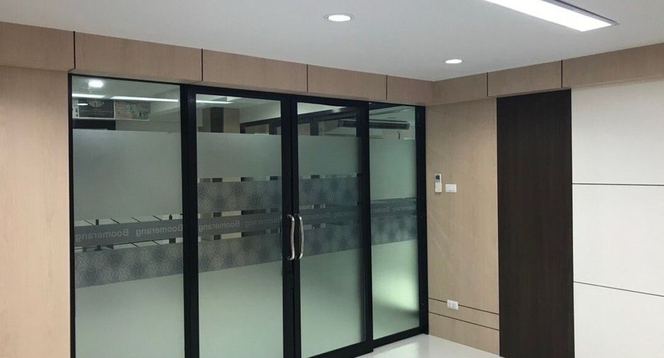 Oficina en venta de 11 habitaciones en Suan Luang, Bangkok