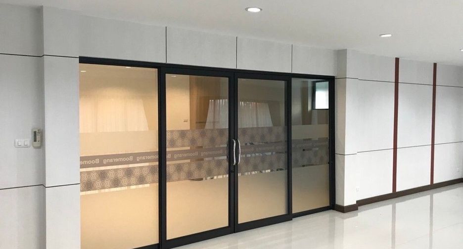 Oficina en venta de 11 habitaciones en Suan Luang, Bangkok
