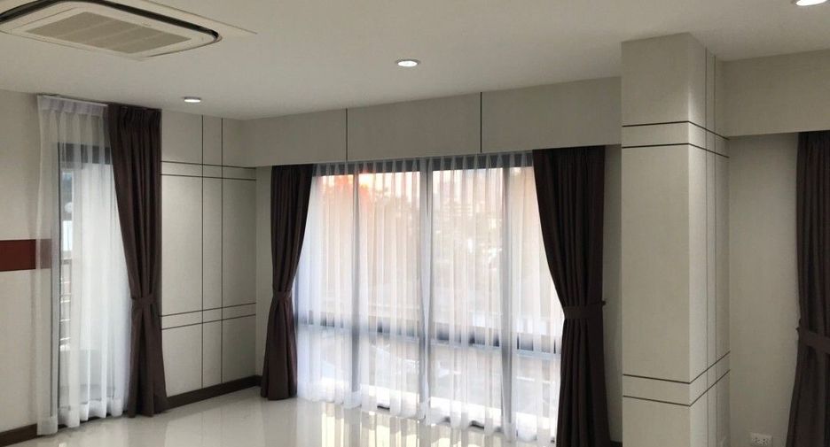 Oficina en venta de 11 habitaciones en Suan Luang, Bangkok