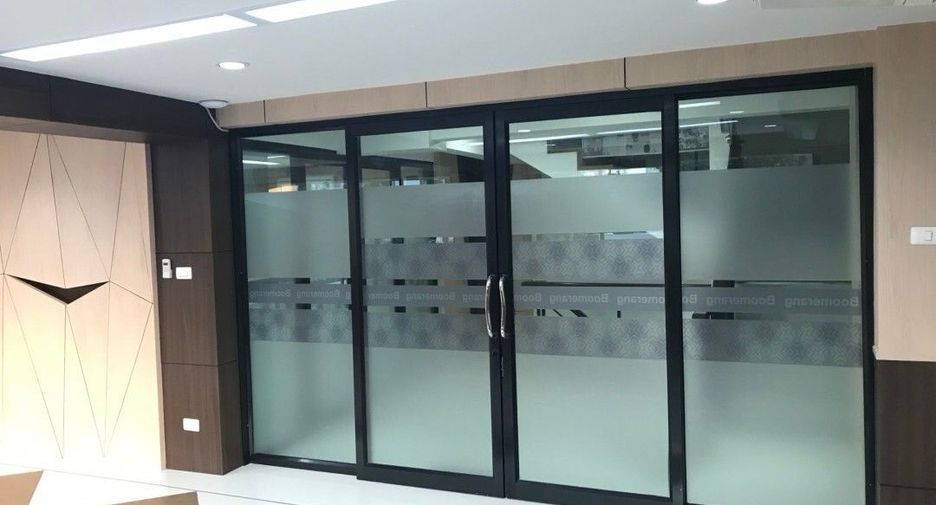 Oficina en venta de 11 habitaciones en Suan Luang, Bangkok