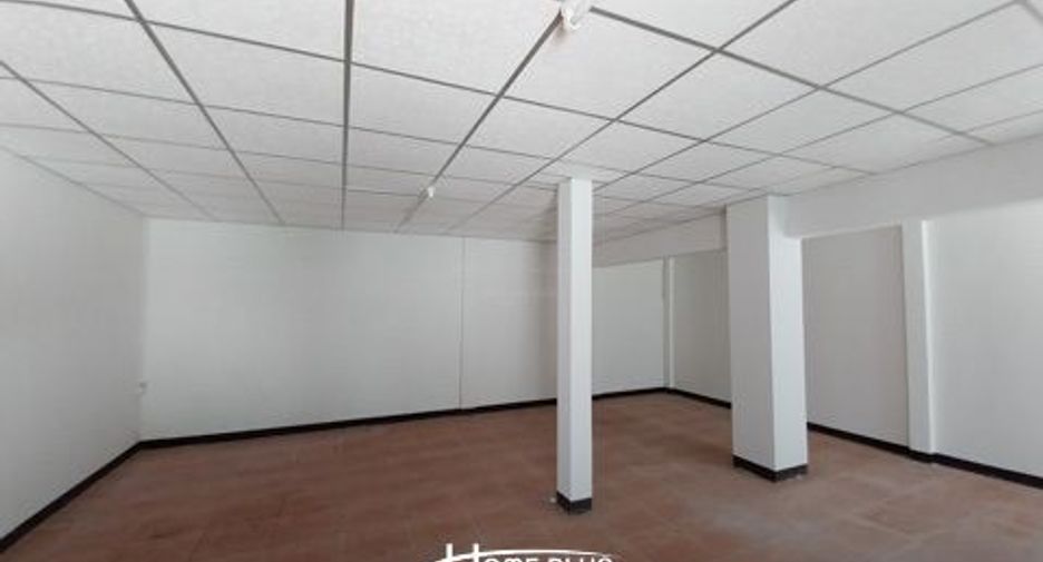 出售 4 卧室 独立屋 在 Phutthamonthon, Nakhon Pathom
