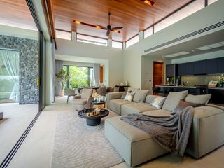 For sale 3 bedrooms villa in Thalang, Phuket