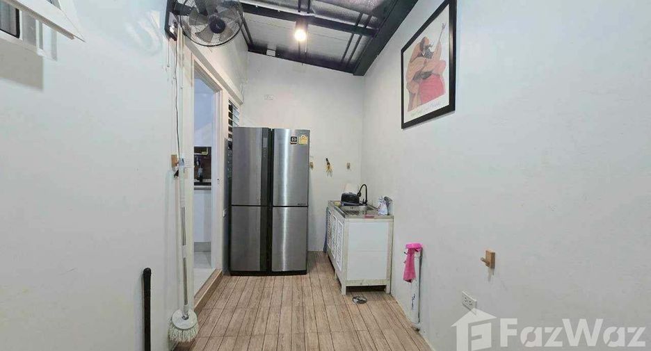 For rent 4 bedrooms house in Pak Kret, Nonthaburi