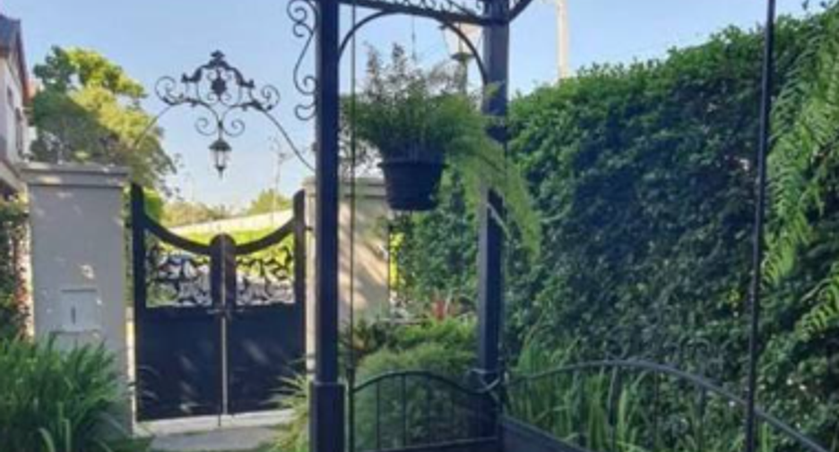 For sale 4 ベッドルーム house in Bang Phli, Samut Prakan