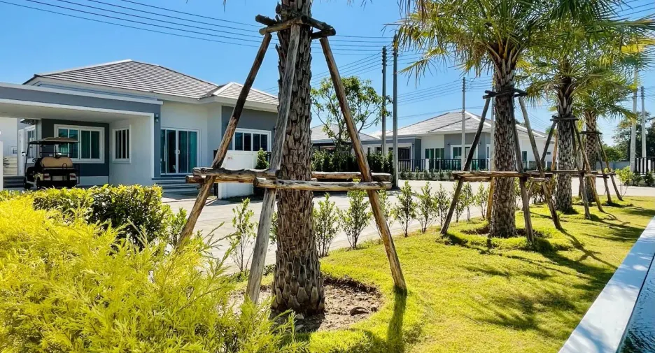 Haus zum Kauf mit 3 Zimmer in Mueang Ubon Ratchathani, Ubon Ratchathani