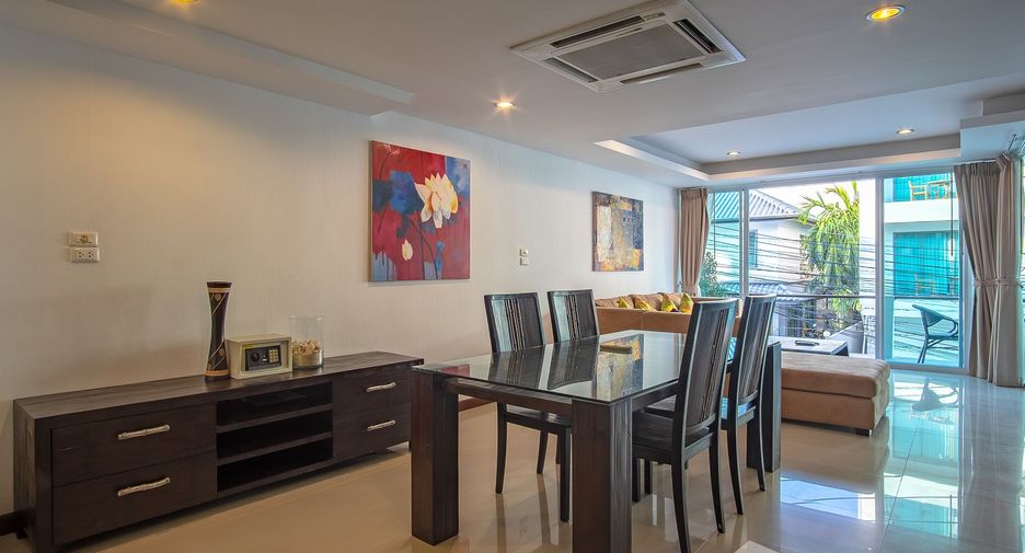 Casa adosada en alquiler de 3 habitaciones en Mueang Phuket, Phuket