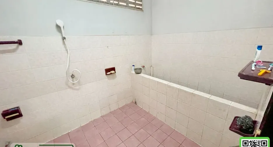 For sale 4 bedrooms house in Phichai, Uttaradit