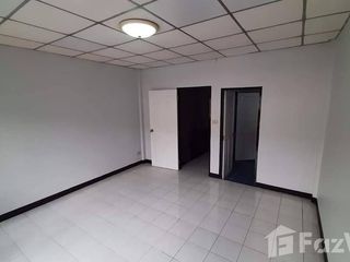 Продажа 3 спальни таунхаус в Нонг Кхаем, Бангкок