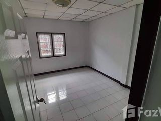 Продажа 3 спальни таунхаус в Нонг Кхаем, Бангкок
