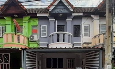 Reihenhaus zum Kauf mit 3 Zimmer in Nong Khaem, Bangkok