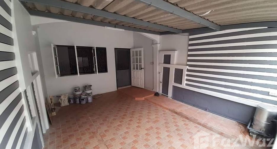 Reihenhaus zum Kauf mit 3 Zimmer in Nong Khaem, Bangkok