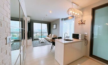 Condo en venta y en alquiler de 1 habitaciones en Khlong Toei, Bangkok