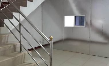 À vendre et à louer 1 chambre maison de ville à Mueang Kanchanaburi, Kanchanaburi