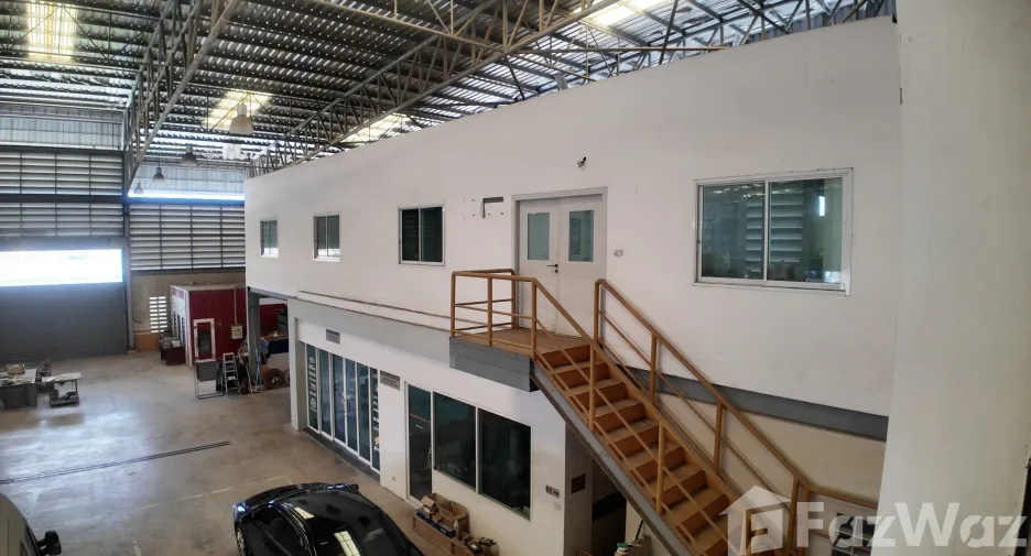 Haus zum Kauf mit Studio in Khlong Luang, Pathum Thani