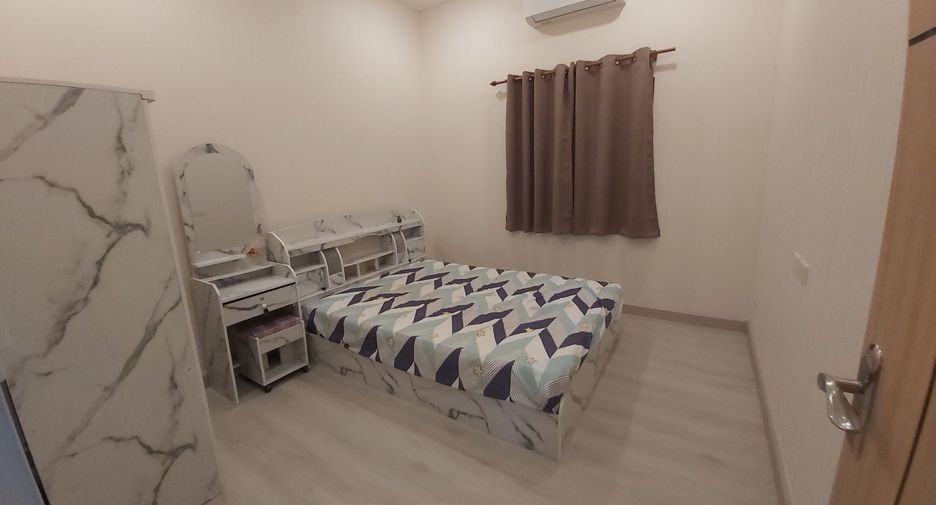 For rent 2 bedrooms townhouse in Wang Chan, Rayong