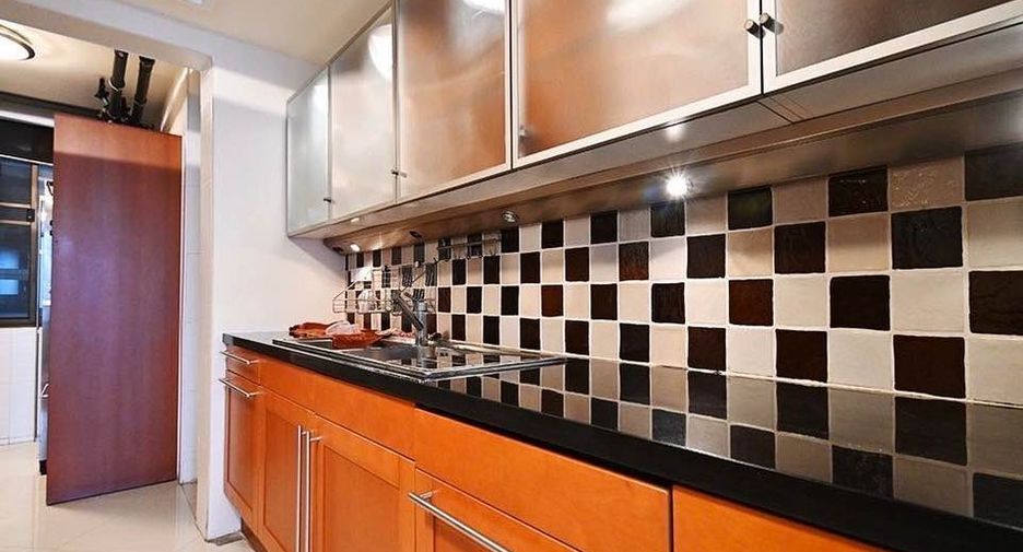 For sale and for rent 3 bedrooms condo in Pathum Wan, Bangkok