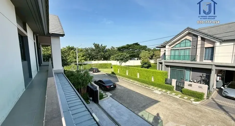 For sale 5 bedrooms house in Pak Kret, Nonthaburi