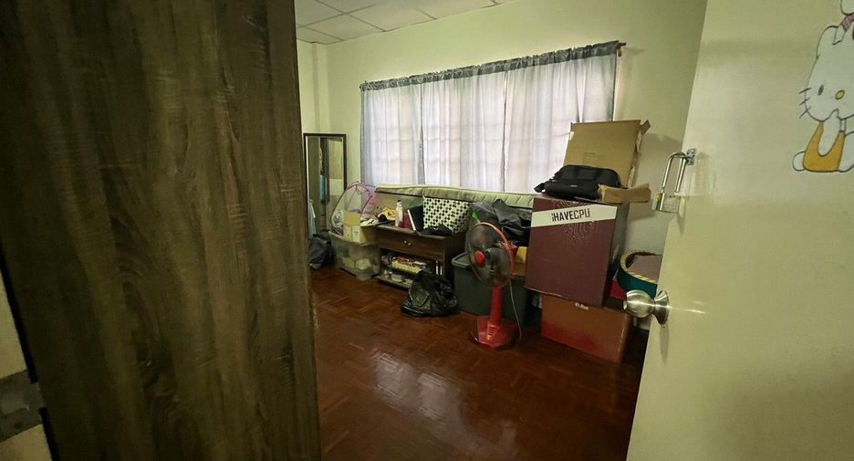 For sale 2 bedrooms townhouse in Bang Bua Thong, Nonthaburi