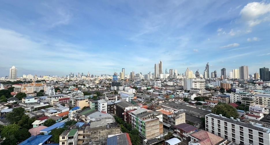 For sale 2 bedrooms condo in Khlong San, Bangkok