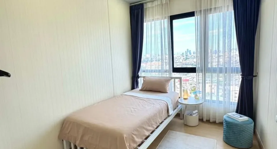For sale 2 bedrooms condo in Khlong San, Bangkok
