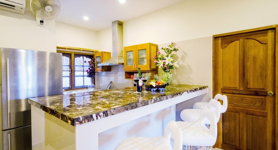 For rent 2 bedrooms villa in Mueang Phuket, Phuket