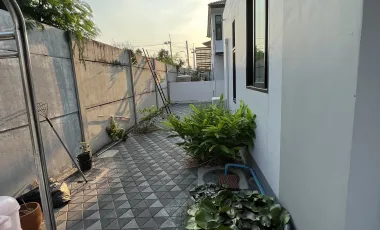 For sale 4 bedrooms house in Mueang Samut Sakhon, Samut Sakhon