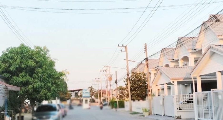 For sale 3 bedrooms townhouse in Lam Luk Ka, Pathum Thani