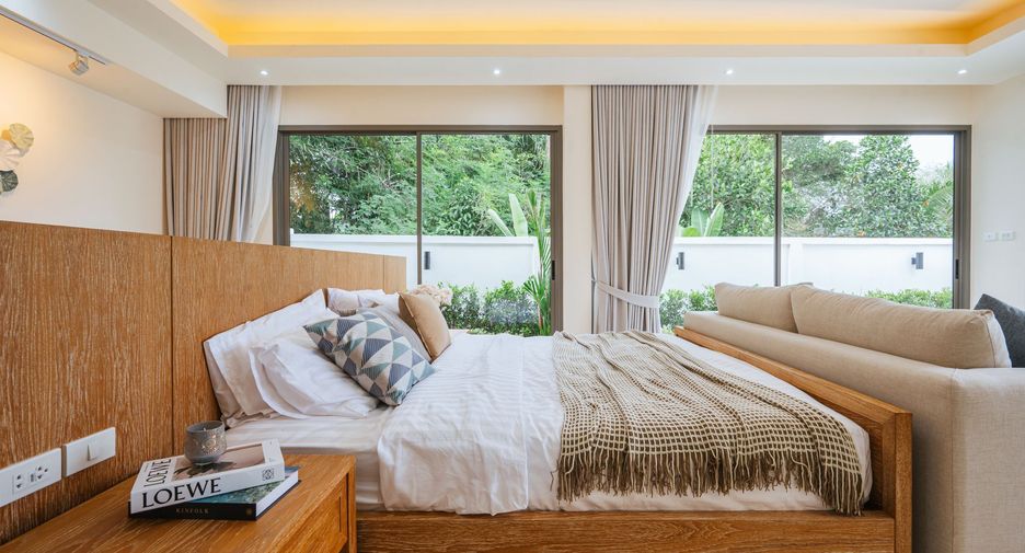 For rent 4 bedrooms villa in Mueang Phuket, Phuket