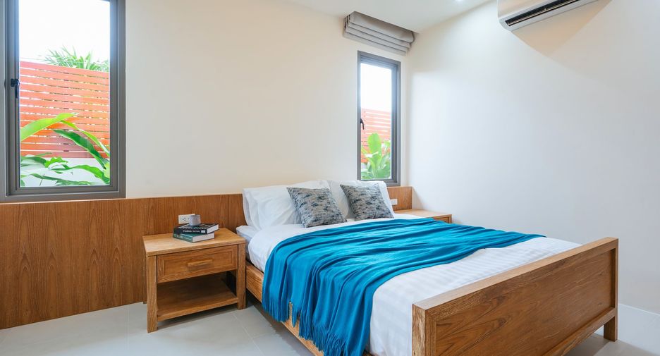 For rent 4 bedrooms villa in Mueang Phuket, Phuket