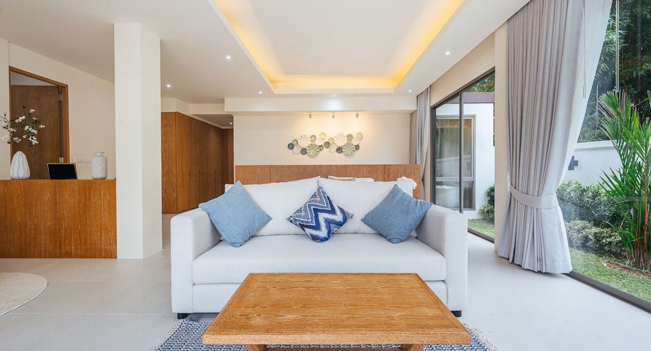 For rent 4 bedrooms villa in Mueang Phuket, Phuket