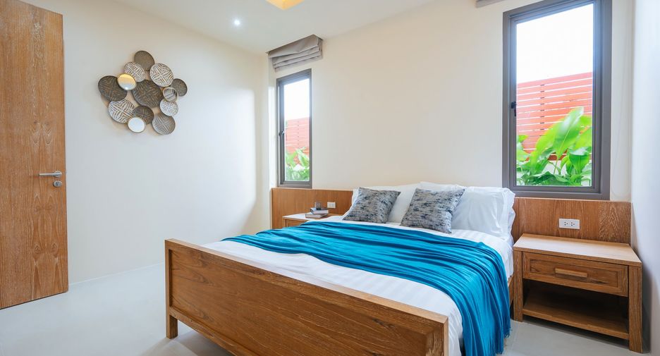 For rent 4 bedrooms villa in Mueang Phuket, Phuket