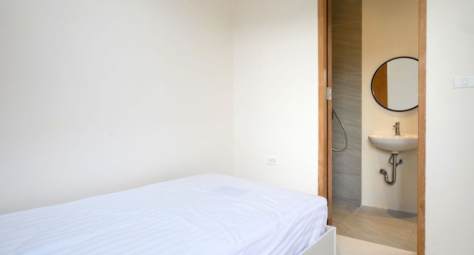 For rent 4 bedrooms villa in Mueang Phuket, Phuket